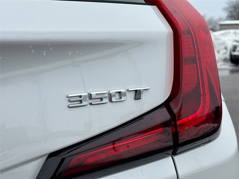 Used 2024 Cadillac XT4 Premium Luxury w/ Technology Package image 21