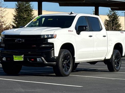 Used 2021 Chevrolet Silverado 1500 LT Trail Boss w/ Bed Protection Package image 15