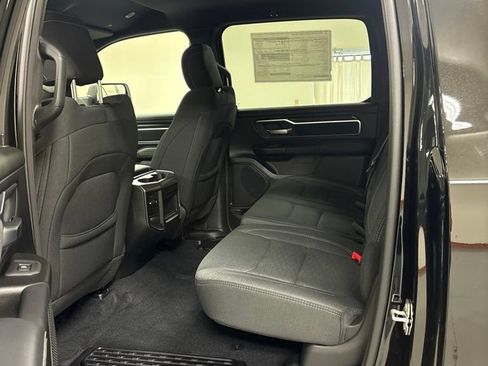New 2026 RAM 1500 4x4 Crew Cab image 19