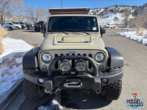 Used 2018 Jeep Wrangler Unlimited Rubicon image 11