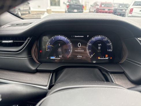 New 2026 Jeep Grand Cherokee Limited w/ Limited Altitude Package image 25