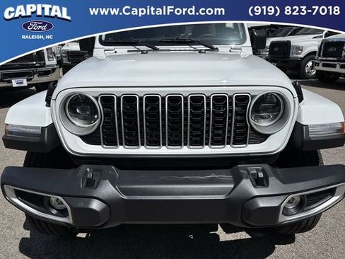 Used 2024 Jeep Wrangler Unlimited Sahara w/ Safety Group AWD/4WD image 10