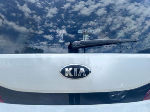 Used 2022 Kia Soul LX w/ Technology Package FWD image 35