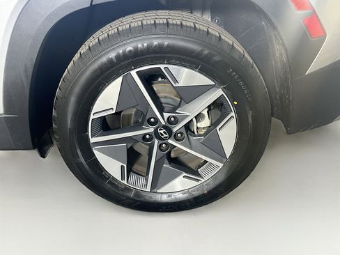 Used 2025 Hyundai Tucson SEL FWD image 11