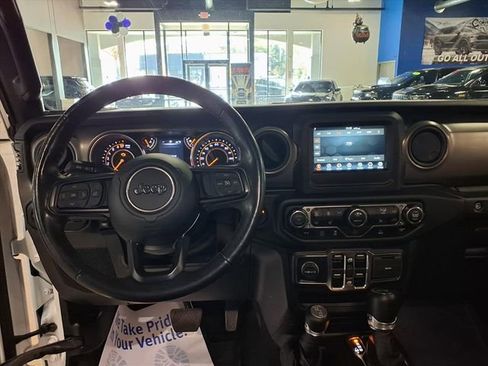 Used 2022 Jeep Wrangler Unlimited Sport S image 28