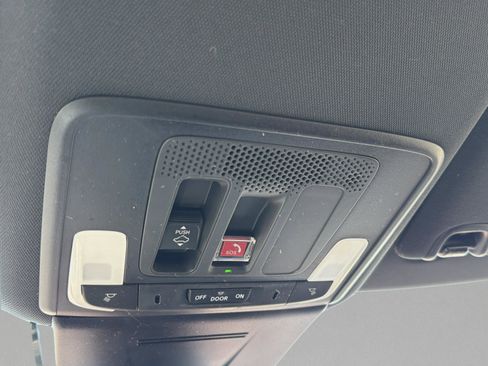 Used 2025 Honda Civic Si image 12