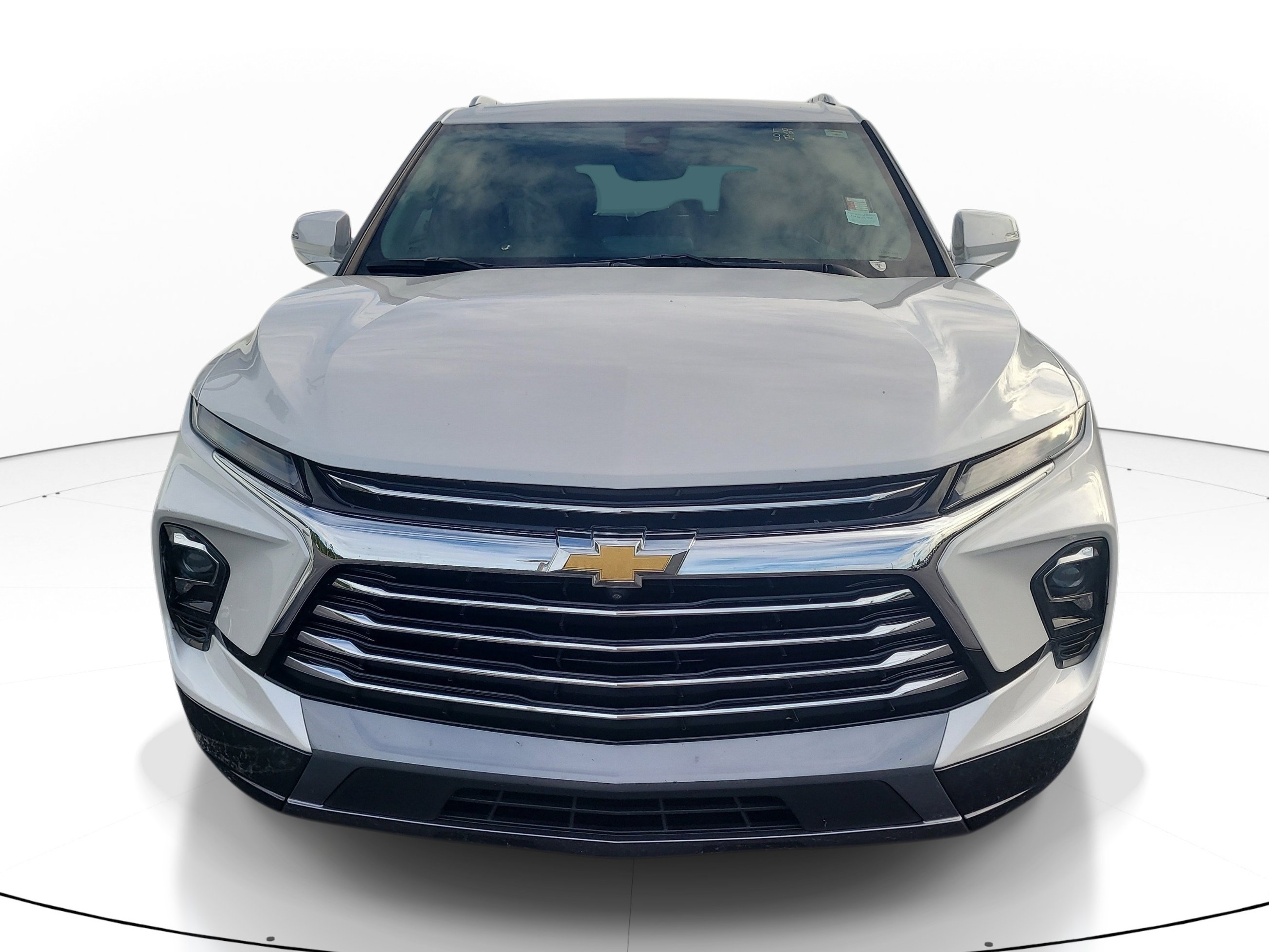 Used 2024 Chevrolet Blazer Premier w/ Driver Confidence II Package AWD/4WD image 2