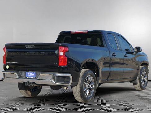 Used 2024 Chevrolet Silverado 1500 LT RWD image 5