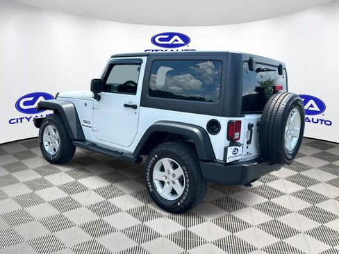 Used 2017 Jeep Wrangler Sport w/ Quick Order Package 24S AWD/4WD image 6
