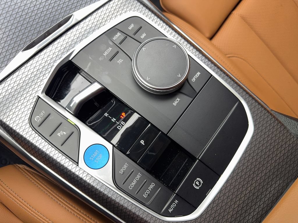 Used 2025 BMW i4 eDrive40 w/ Premium Package RWD image 71