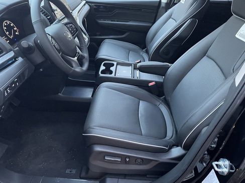 New 2026 Honda Odyssey Elite image 17