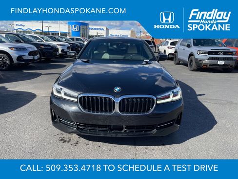 Used 2022 BMW 530i xDrive w/ Executive Package AWD/4WD image 2