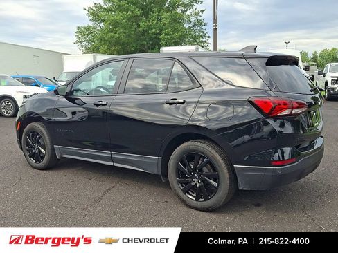 Certified 2024 Chevrolet Equinox LS w/ LS Convenience Package AWD/4WD image 8