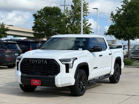 Used 2026 Toyota Tundra SR5 AWD/4WD image 8