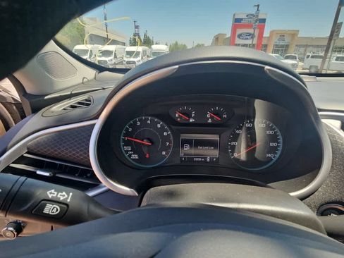 Used 2025 Chevrolet Malibu LT FWD image 19