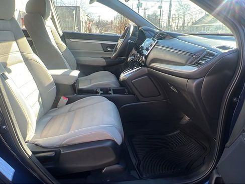 Used 2018 Honda CR-V LX image 28