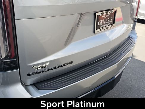 Used 2024 Cadillac Escalade Sport Platinum AWD/4WD image 11