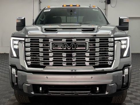 New 2026 GMC Sierra 2500 Denali w/ Denali Reserve Package image 15
