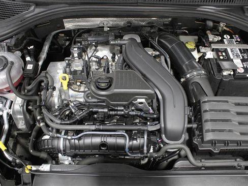 Certified 2023 Volkswagen Jetta SE image 19