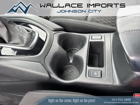 Used 2020 Nissan Rogue S w/ Special Edition Package FWD image 18