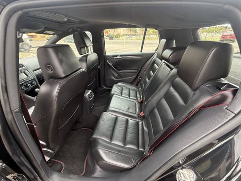Used 2014 Volkswagen GTI Driver's Edition FWD image 22