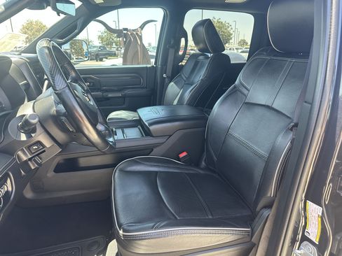 Used 2022 RAM 3500 Limited AWD/4WD image 13