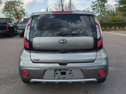 Used 2018 Kia Soul + w/ Audio Package image 5