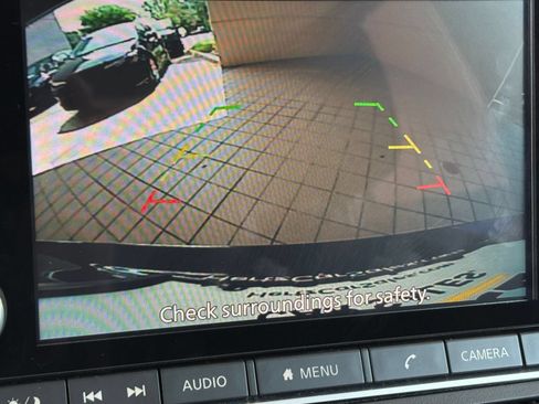 Used 2025 Nissan Altima 2.5 SV FWD image 23