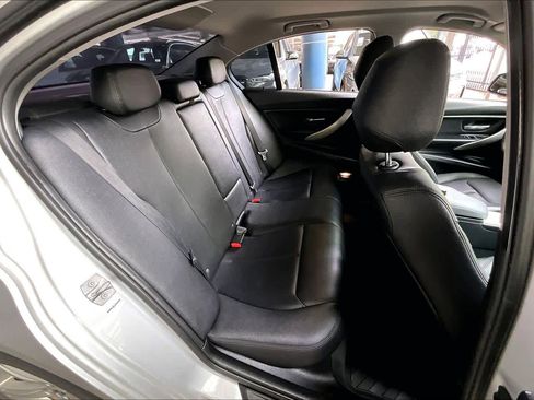 Used 2015 BMW 320i Sedan image 20