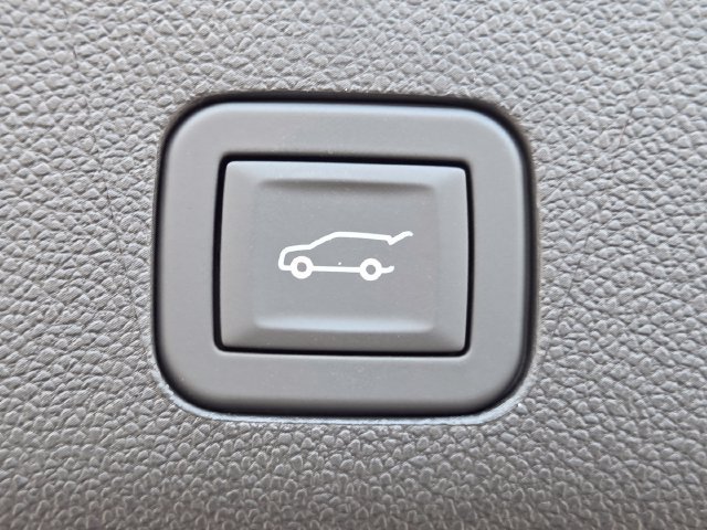 New 2026 GMC Yukon Denali w/ Denali Reserve Package AWD/4WD image 23