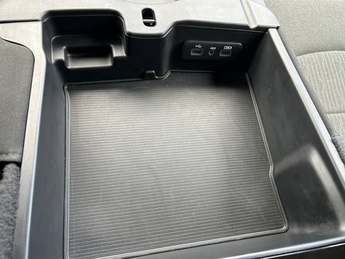 Used 2024 RAM 1500 Warlock AWD/4WD image 23