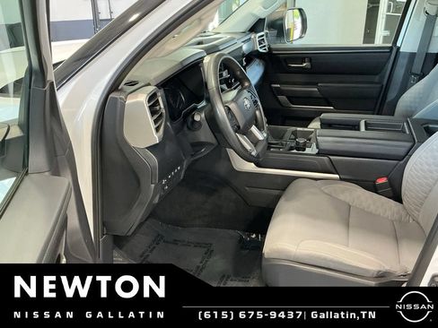 Used 2022 Toyota Tundra SR5 RWD image 6