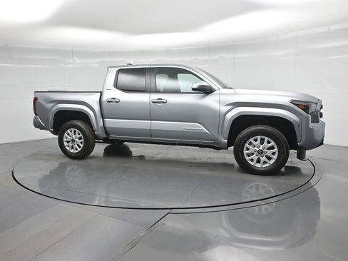 Used 2024 Toyota Tacoma SR5 image 25