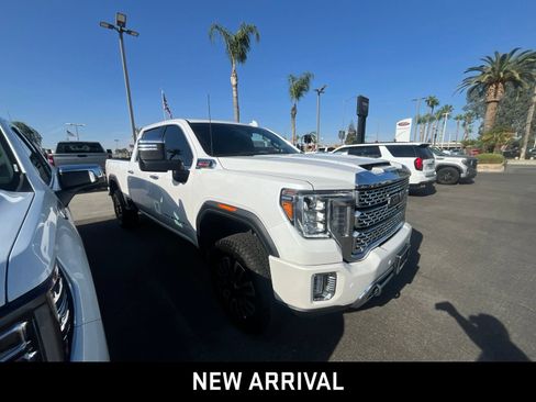 Certified 2022 GMC Sierra 2500 Denali AWD/4WD image 3