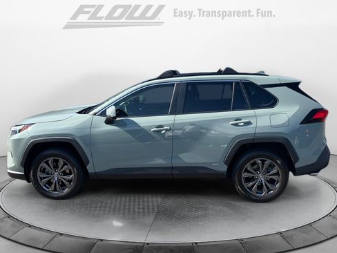 Used 2023 Toyota RAV4 XLE Premium AWD/4WD image 5