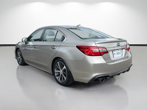 Used 2019 Subaru Legacy 3.6R Limited w/ Popular Package #2A AWD/4WD image 5