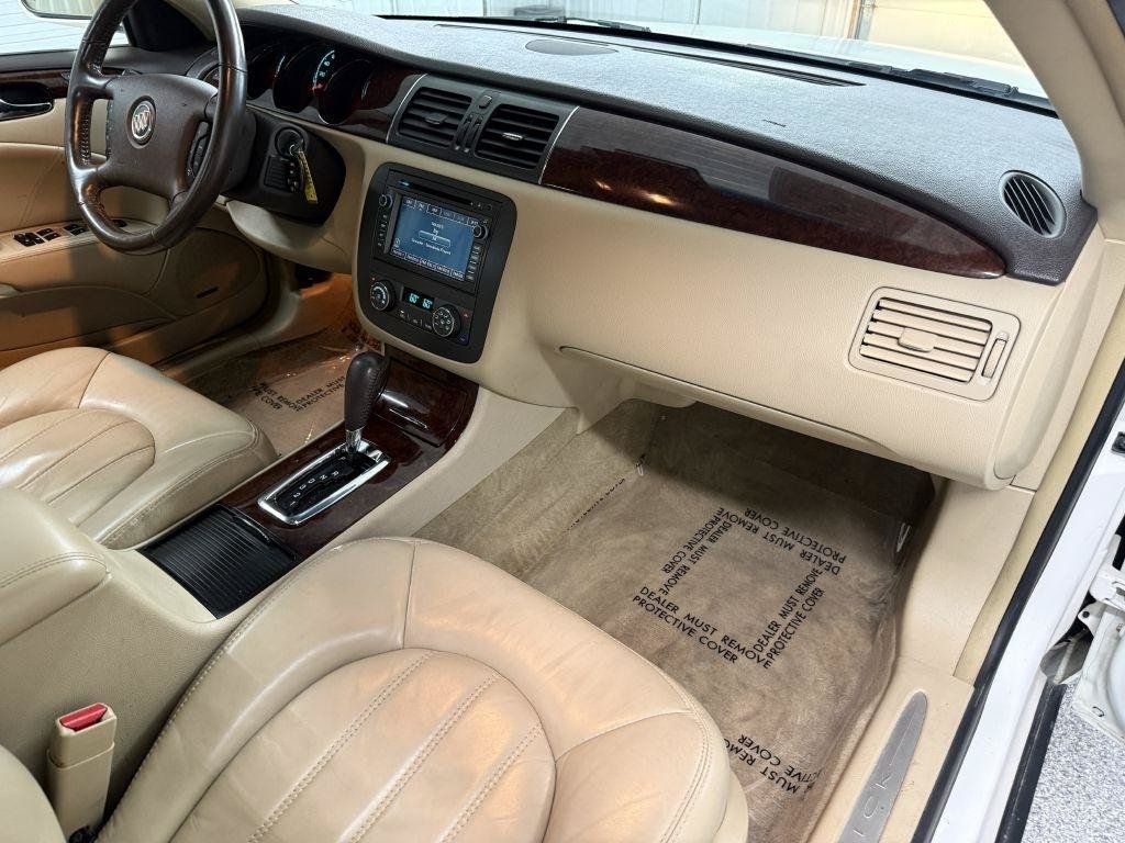 Used 2010 Buick Lucerne CXL FWD image 33