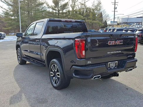 Certified 2022 GMC Sierra 1500 AT4 w/ AT4 Premium Package image 7