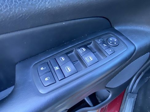 Used 2021 Jeep Grand Cherokee Limited X image 17