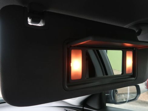 Used 2020 Chevrolet Malibu LT image 38