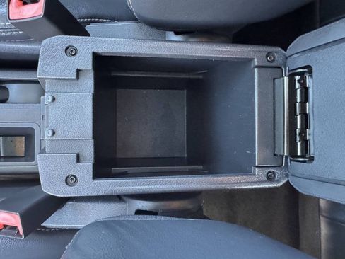 Used 2015 Jeep Patriot High Altitude FWD image 25
