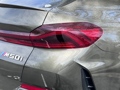 Used 2021 BMW X6 M50i w/ Premium Package image 9
