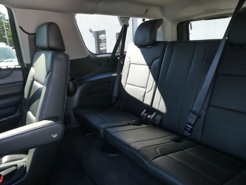Used 2019 GMC Yukon XL SLT image 32