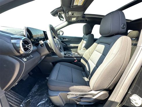 New 2026 Chevrolet Equinox LT image 9