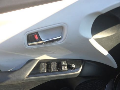 Used 2019 Toyota Prius XLE w/ Advanced Technology Package FWD image 16