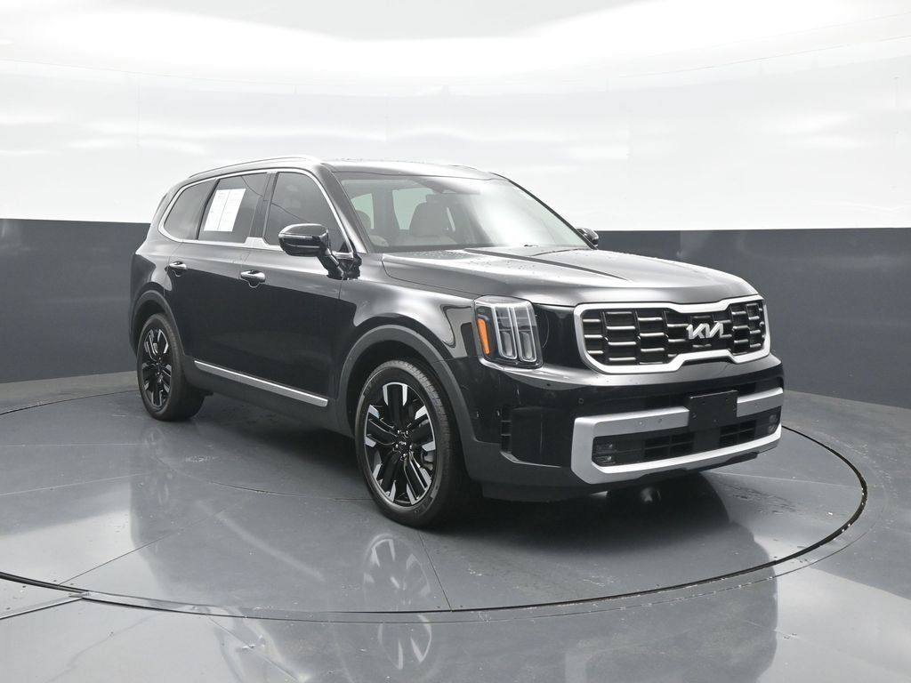 Used 2025 Kia Telluride SX w/ SX Captain's Chair Package AWD/4WD image 1