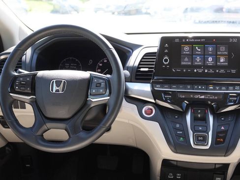 Used 2025 Honda Odyssey EX-L image 25