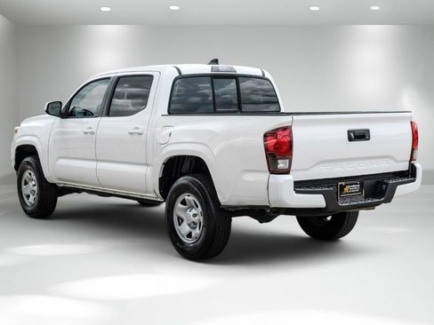 Used 2020 Toyota Tacoma SR w/ SR Convenience Package RWD image 8