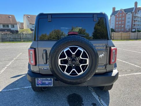 Used 2025 Ford Bronco Outer Banks AWD/4WD image 9