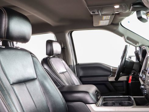 Used 2020 Ford F250 Lariat w/ Lariat Value Package image 27